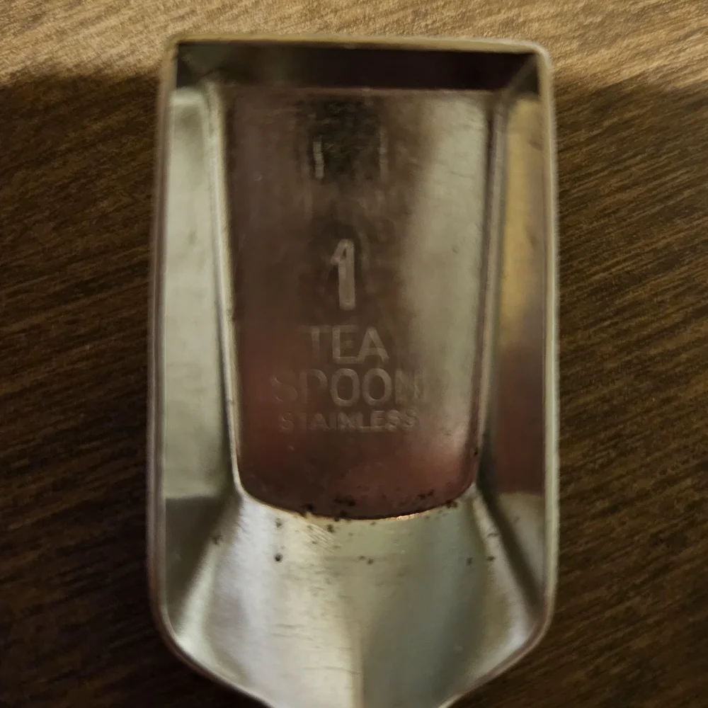 Vintage Measuring Scoops - Picture 4 of 6